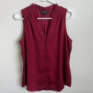 Banana Republic Women’s Classic Fit Button-Up Tank Too